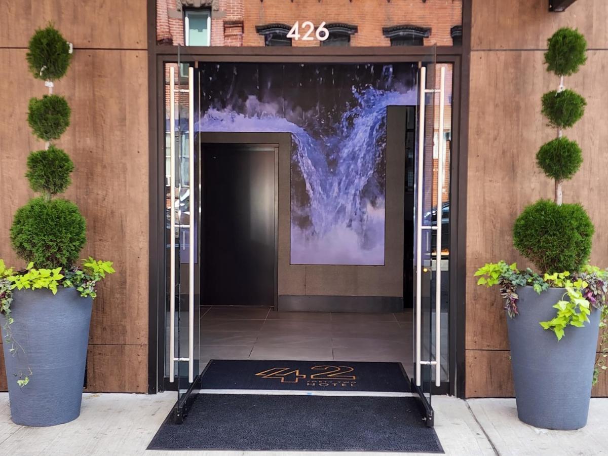42 Hotel Williamsburg New York City Exterior photo