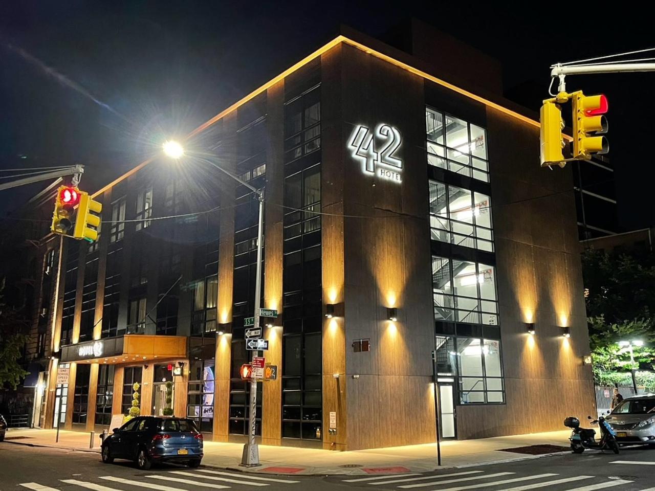 42 Hotel Williamsburg New York City Exterior photo